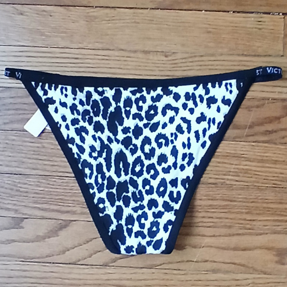 NWT❤️. Victoria's Secret Swim Black & White Leopard Print Bikini Bottom❤️ - Picture 3 of 8